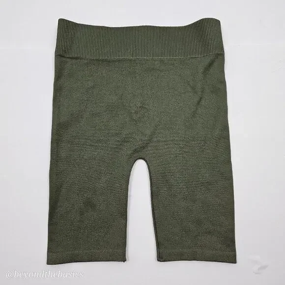 Bozzolo Women's Olive Green Ribbed Nylon Biker Shorts Size S/M - Picture 4 of 8